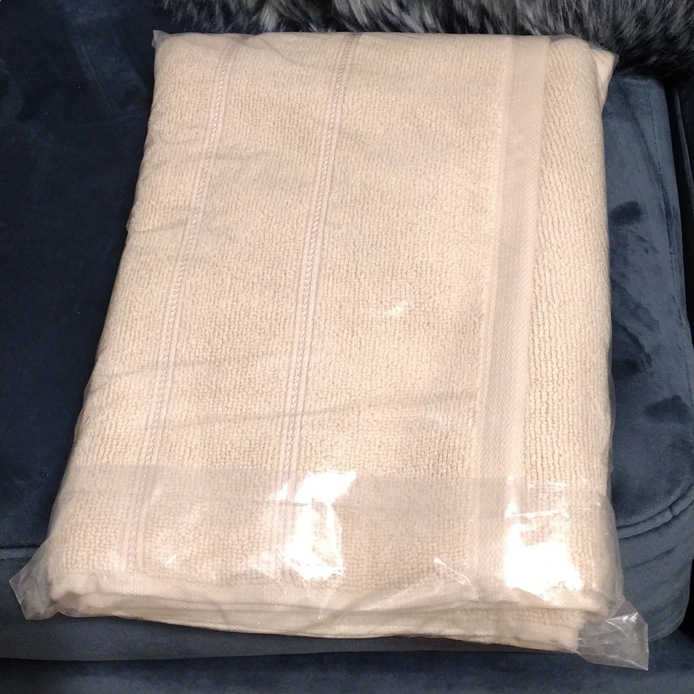Hudson Park Supreme Tub Mat